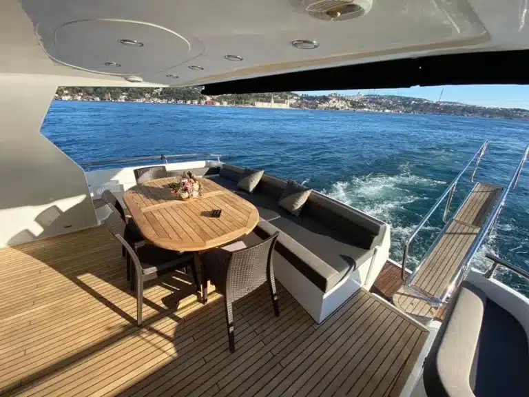 Weather-resistant bimini top with reinforced seams and coated polyester fabric – First Class MasterCraft marine upholstery
